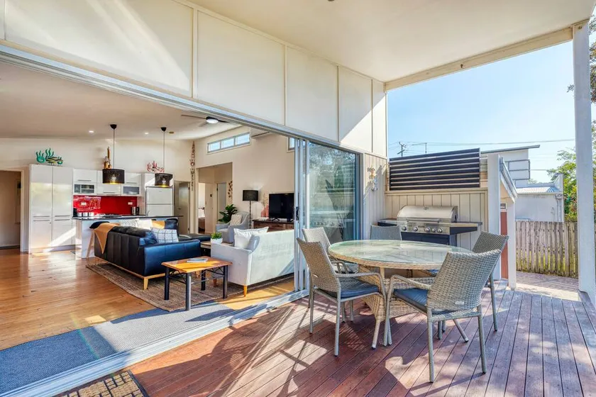 Delightful Dicky Beach Holiday House - Image 1