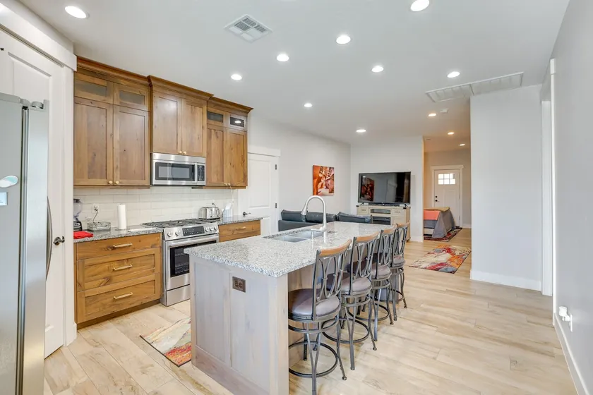 Toquerville Home w/ Mtn Views, Near State Parks! - Image 1