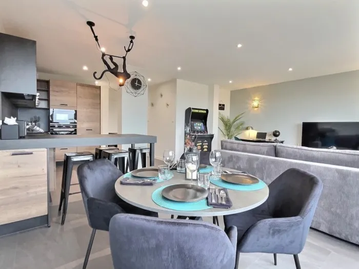 The View - Ideal Location - Superb View - Comfort - Image 1