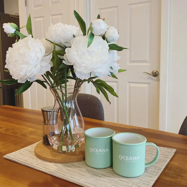 Vashon Waterfront Getaway: Pet & Family Friendly! - Image 1