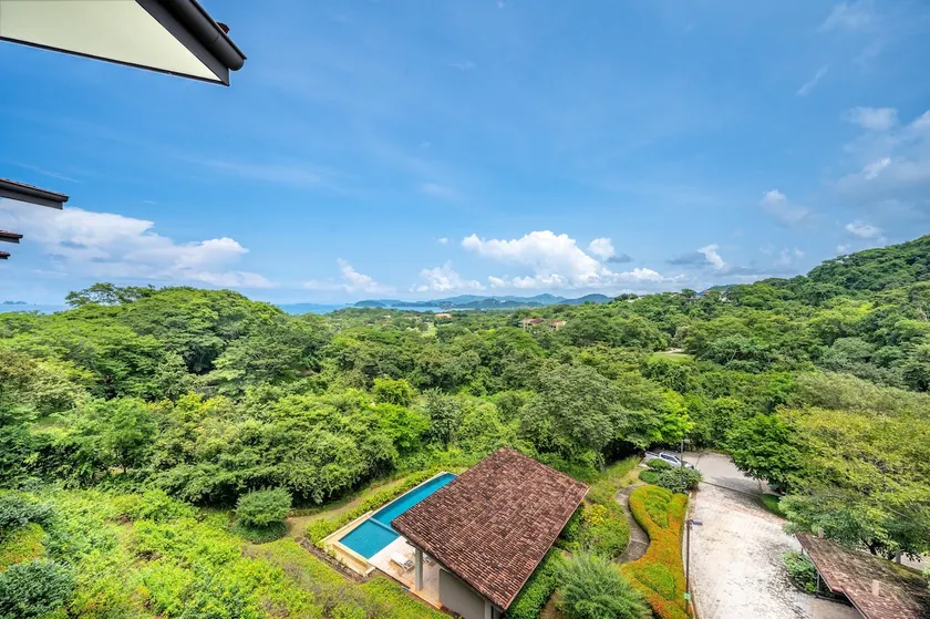 Ocean View w Pool Roble Sabana in Reserva Conchal - Image 1
