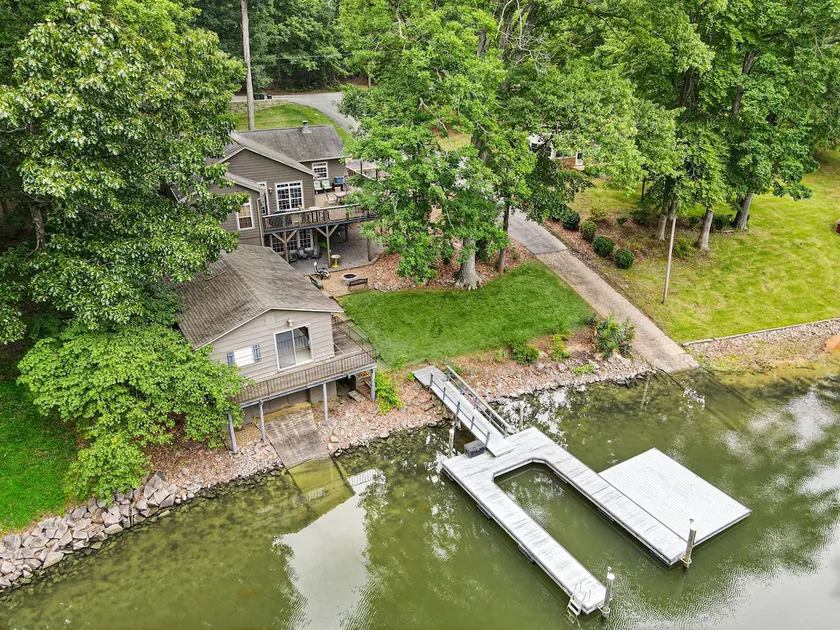 Pool Table, Massive Balcony, Firepit, & Spacious! - Image 1