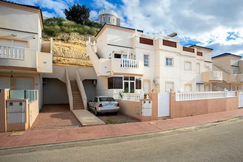 CH Continentes La Marquesa Golf - Image 1