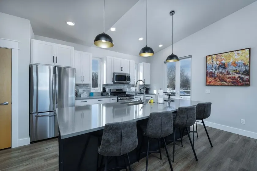 Home close to Downtown Bozeman w/Easy Trail Access - Image 1
