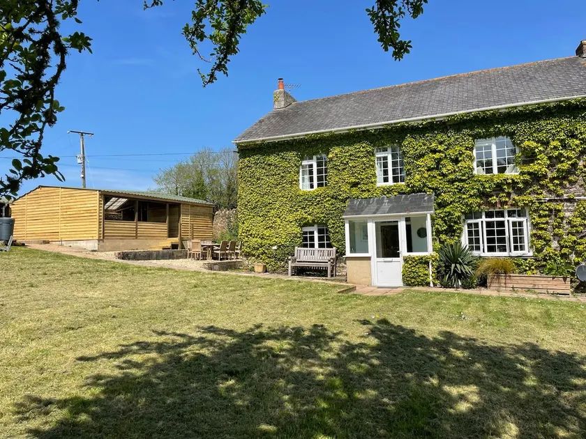 The Farmhouse, Fowey - Image 1