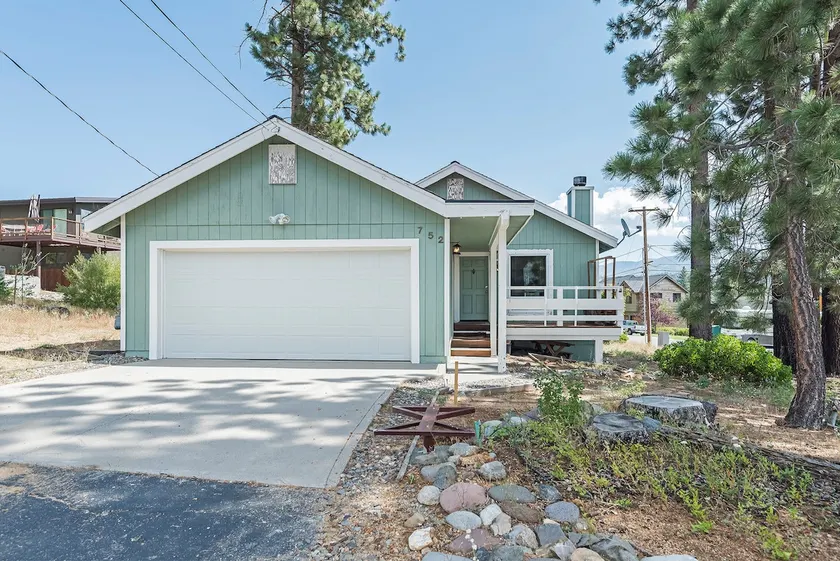 Elk Forest Escape - Economy Family Abode - Image 1