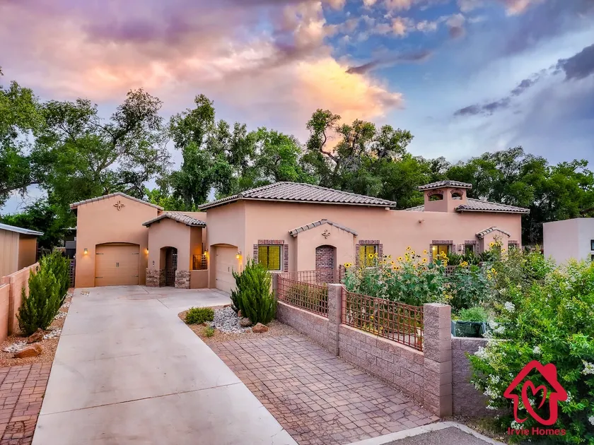 Bosque Retreat on the Rio - Single Story - 4 Kings - Image 1