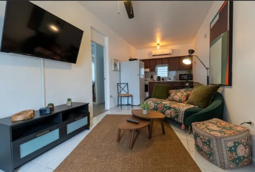 2 BR Apartment at El Flamingo Beach Club - Image 1