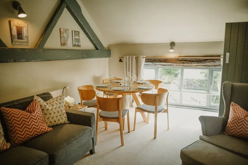 The Hay Loft - tranquil first floor living - Image 1