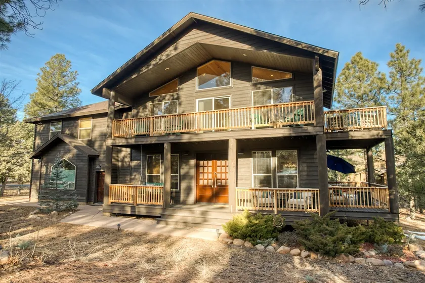 Perfect White Mountain Cabin Retreat - Image 1