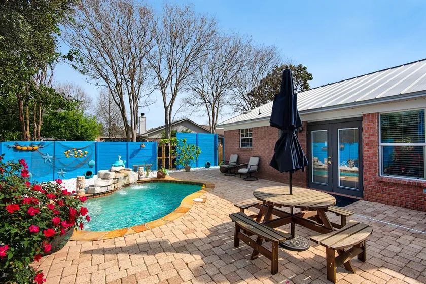 Heated Pool|Pet friendly|3BR Village Oasis - Image 1