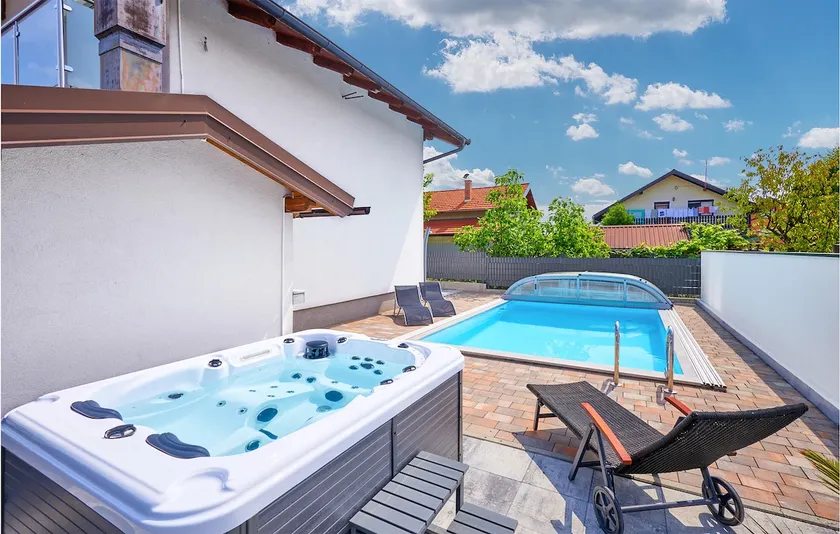 Amazing Home In Dugo Selo - Image 1