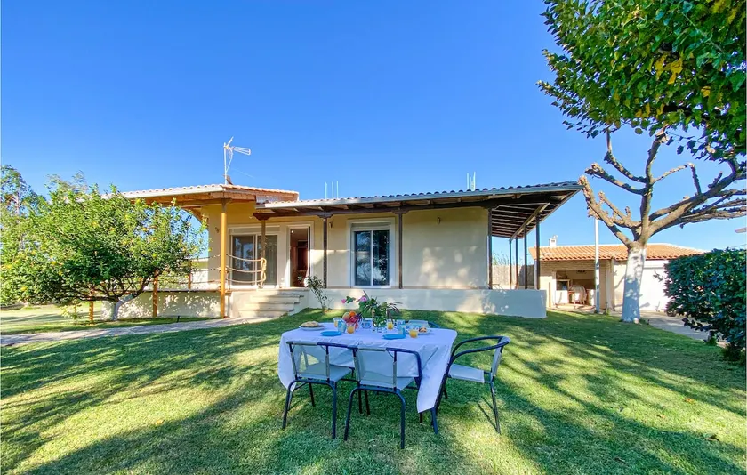 3 bedroom gorgeous home in Lakkopetra - Image 1