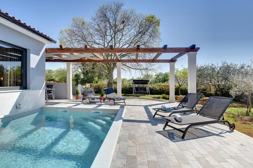 Magnífica villa con piscina privada, tumbonas y barbacoa - Image 1