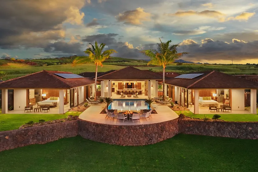 Hula House: Luxury Villa w/ Superb Views/Amenities - Image 1