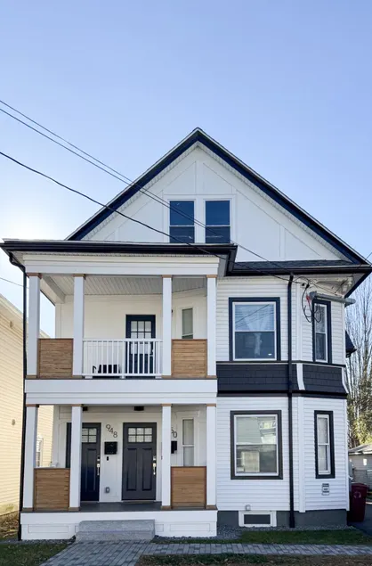 Modern, All New 3BR Near UMASS - Image 1