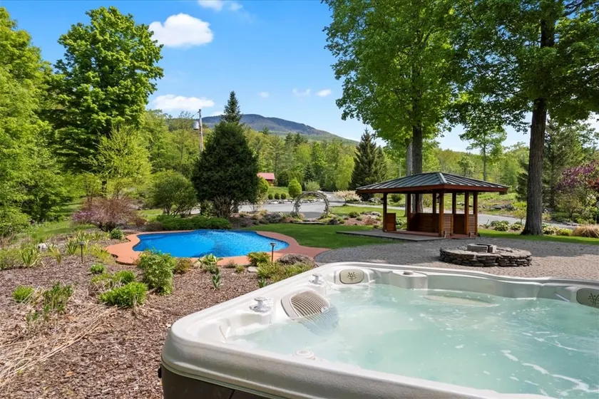 Idyllic Dorset Home: Serene Escape w/amazing views - Image 1