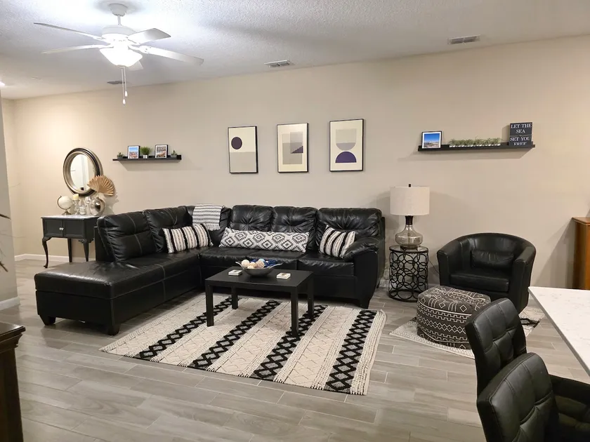 3BR/2.5BA-Beach and Fishing Home Base in North Jax - Image 1