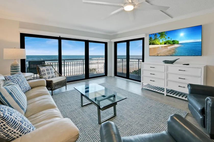 Updated direct oceanfront 2/2 with a heated pool - Image 1