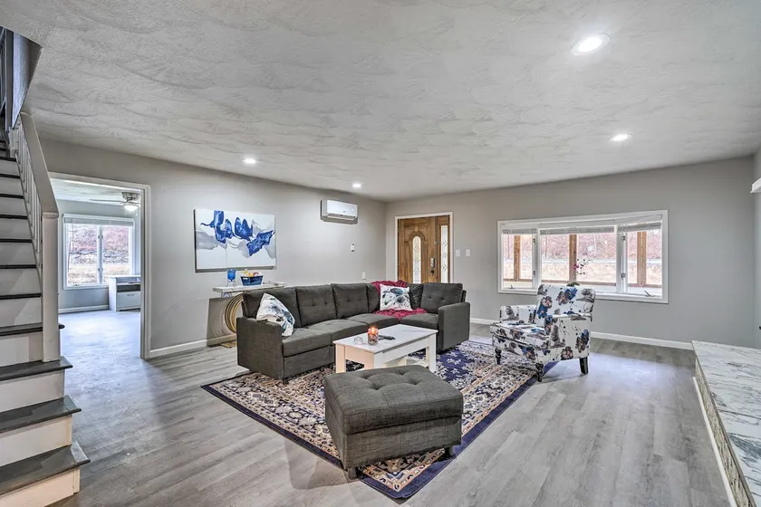 Whitesburg Vacation Home w/ Glass-Enclosed Porch - Image 1