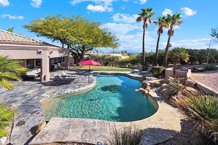 Hillside Tranquility - Desert Views, Heated Pool, Outdoor Kitchen & Light-Filled Luxury - Image 1