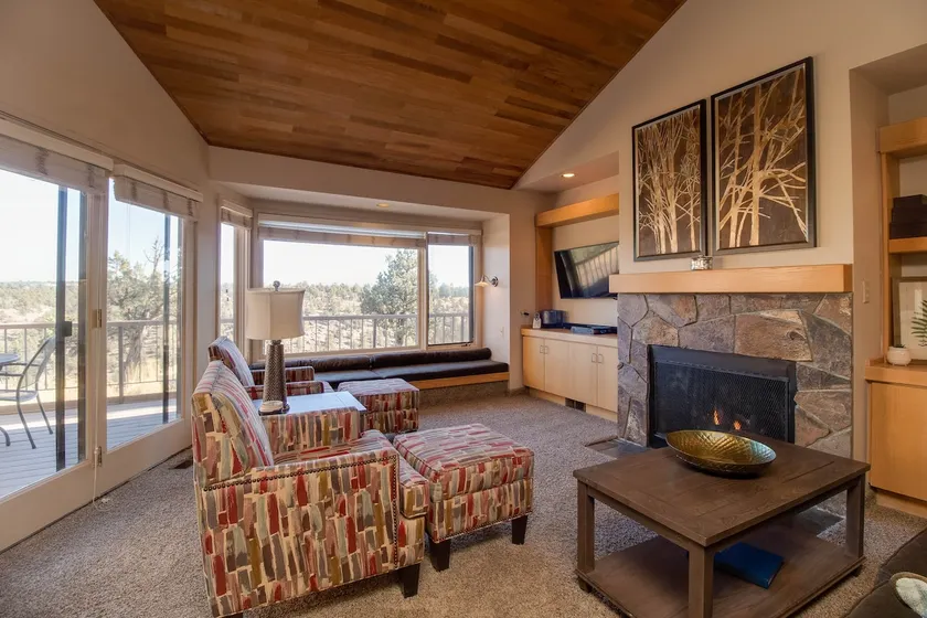 Deschutes River Views + Hot Tub | Eagle Crest - Image 1