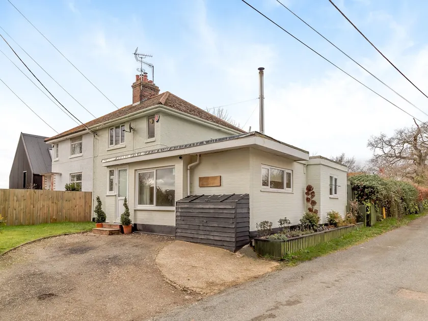 Oak Cottage - Image 1