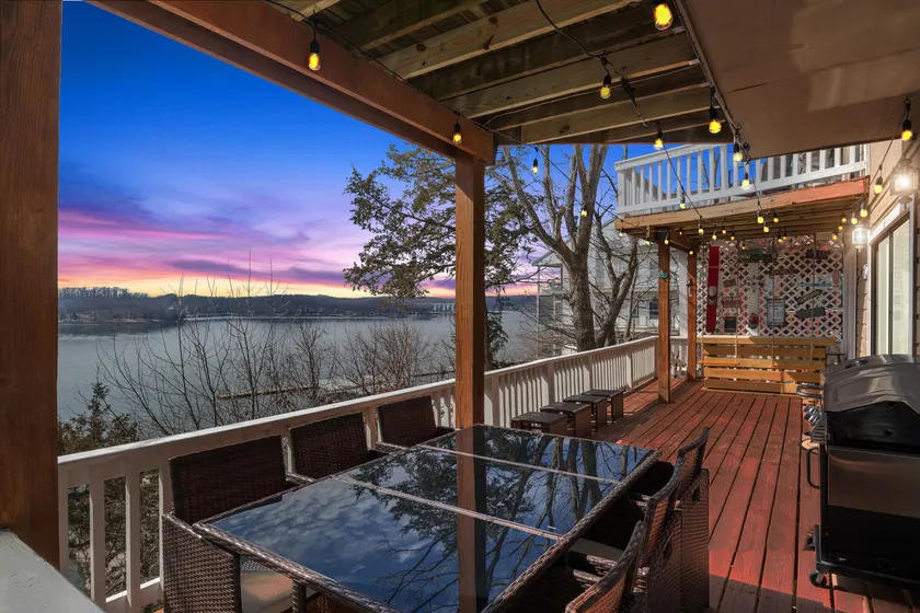 Amazing Views Close to the Strip - Private Dock! - Image 1