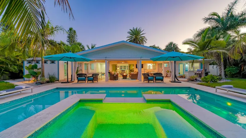 Coconut Cottage - 422 - Image 1