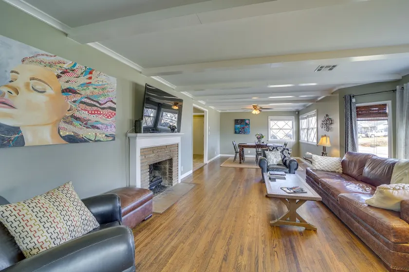 Tulsa Home w/ Yard: 5 Mi to Downtown! - Image 1