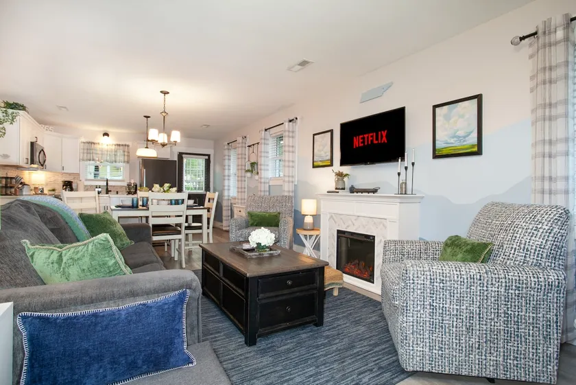 Blue Valley Inn - Hot Tub & Spacious Play Area! - Image 1