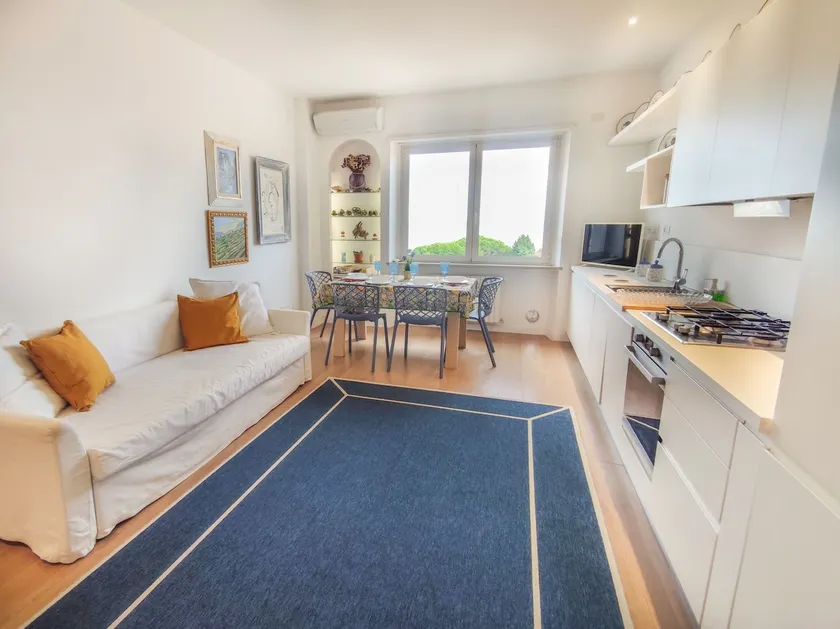 Charming three-room apartment Luigia with sea view - Image 1