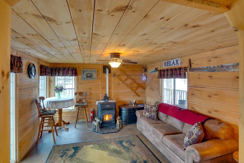 Cozy Catskills Home w/ Pond on 2 Acres! - Image 1