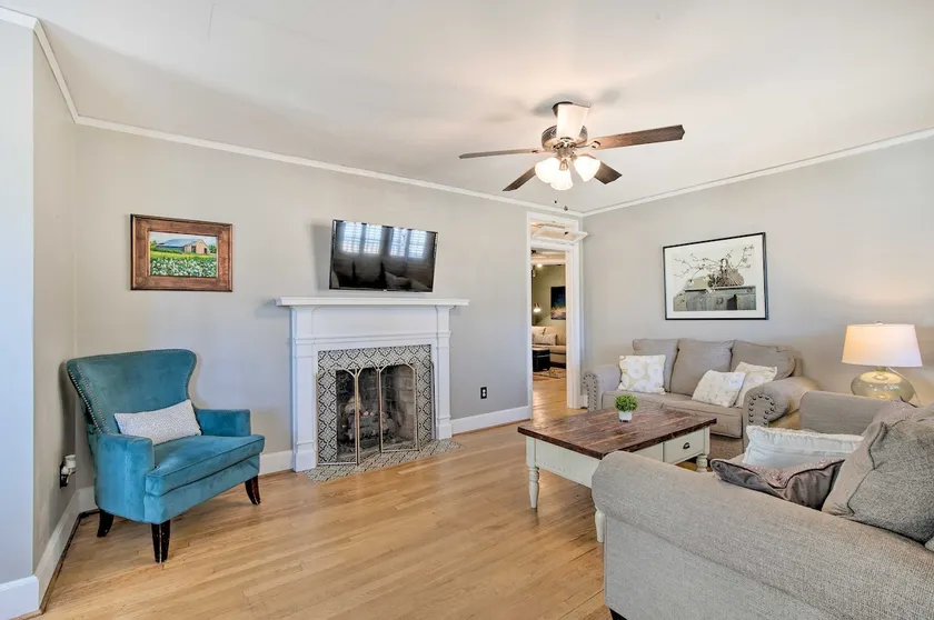 < 2 Mi to University! Convenient Columbia Home - Image 1