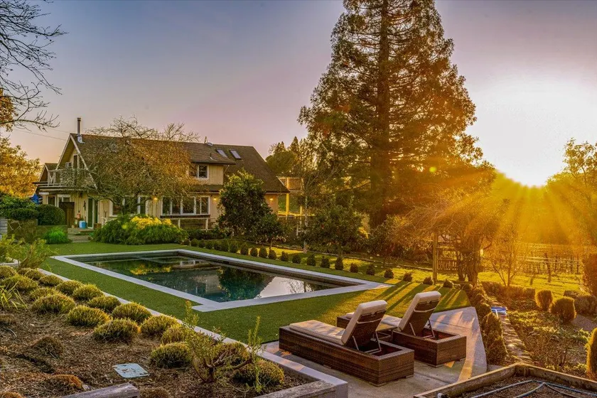 Eastside Eden - Pool, Hot Tub and Tastings Included - Image 1