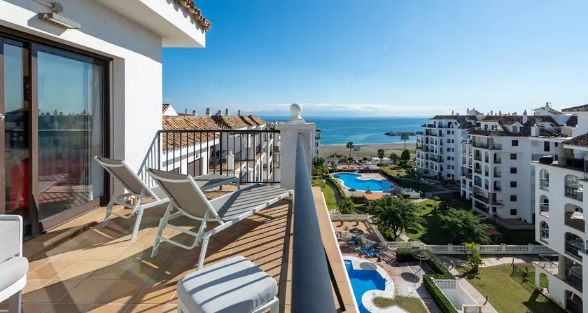 Marina Duquesa 2411 Penthouse - Image 1