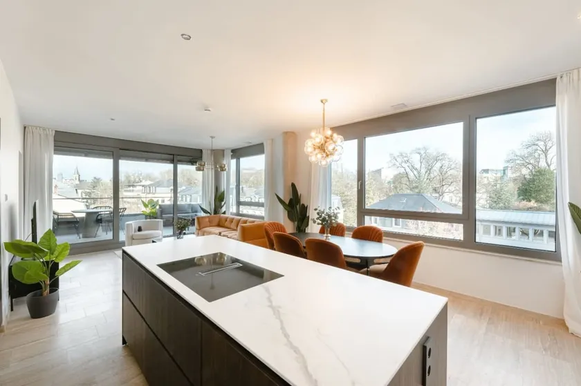 Modern 2BR in Central Luxembourg Near Old Town - Image 1