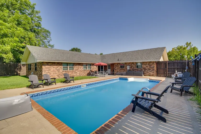 Inviting Gulfport Home w/ Private Pool & Yard - Image 1