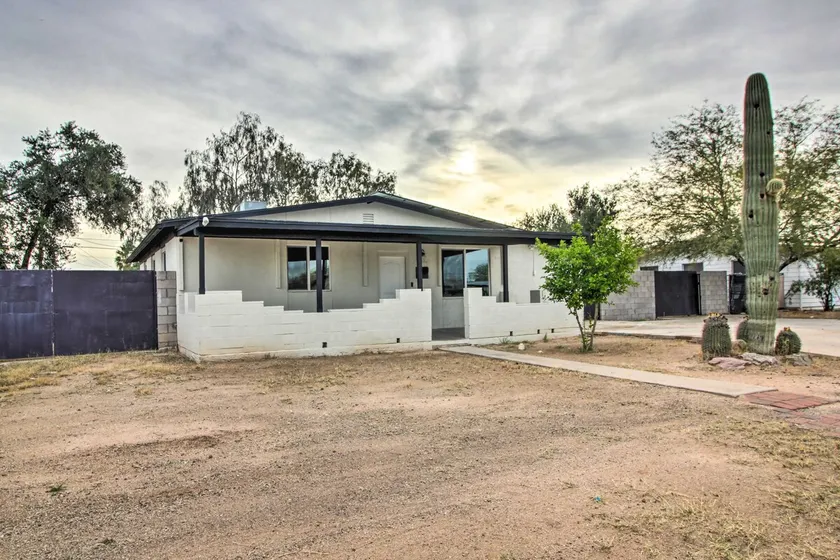 Charming Home ~ 7 Mi to Downtown Tucson! - Image 1