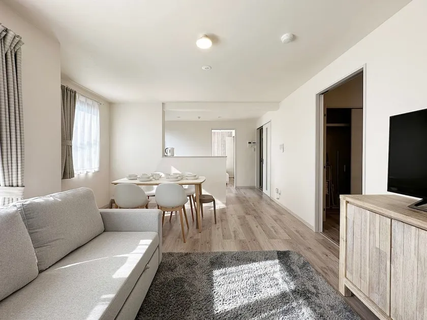 Yutori by b hotel - Spacious 2BR Apartment very near the Station - Image 1