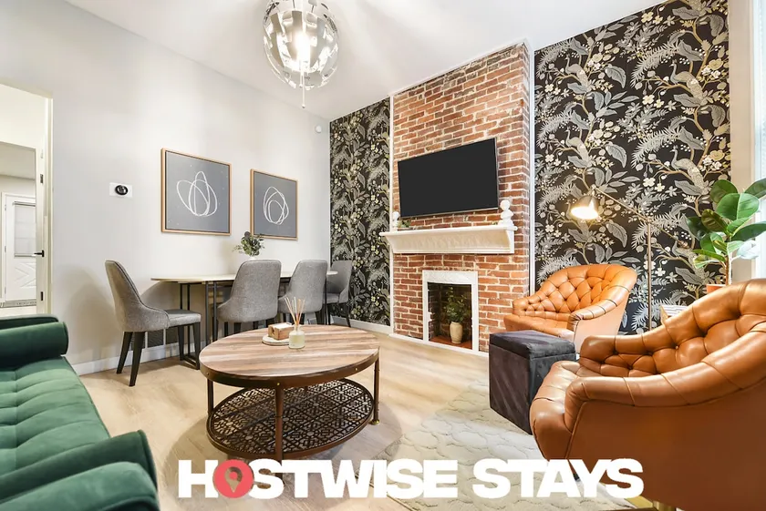Off-Street Parking, 3BR incl King Bed, Prime Area! - Image 1