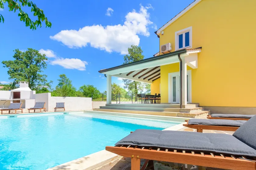 Villa Solitare (Istria - Žminj) - Image 1