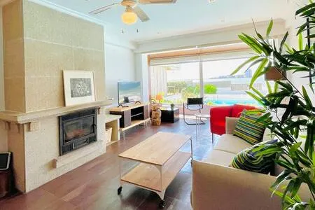 Luxury Views Canido, Beach Acces - Image 1