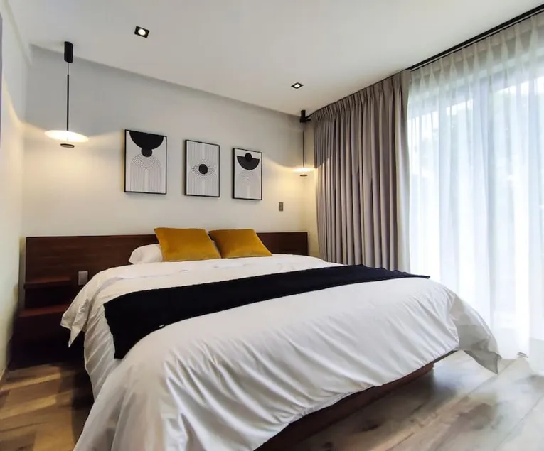 Zen Charm in Heart of Roma: Unique Osaka-Style Apt - Image 1