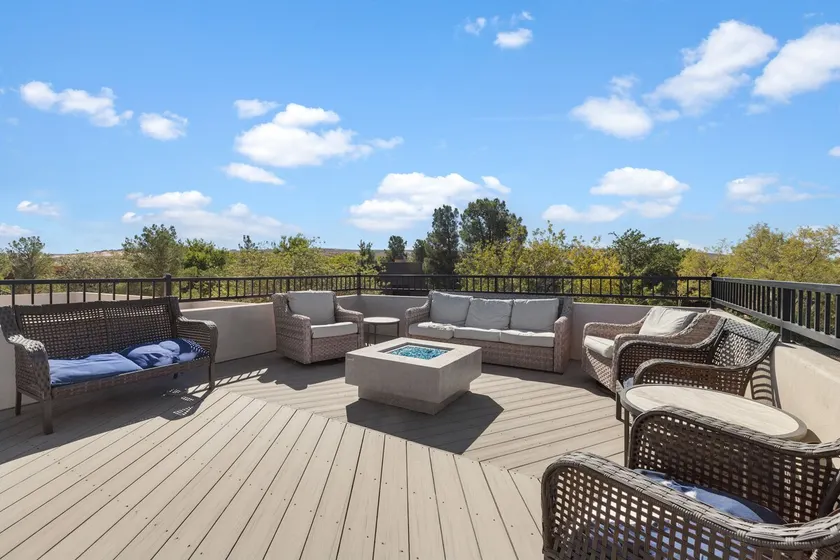 All Decked Out: Private Pool + Roof Top Deck + Golf - Image 1