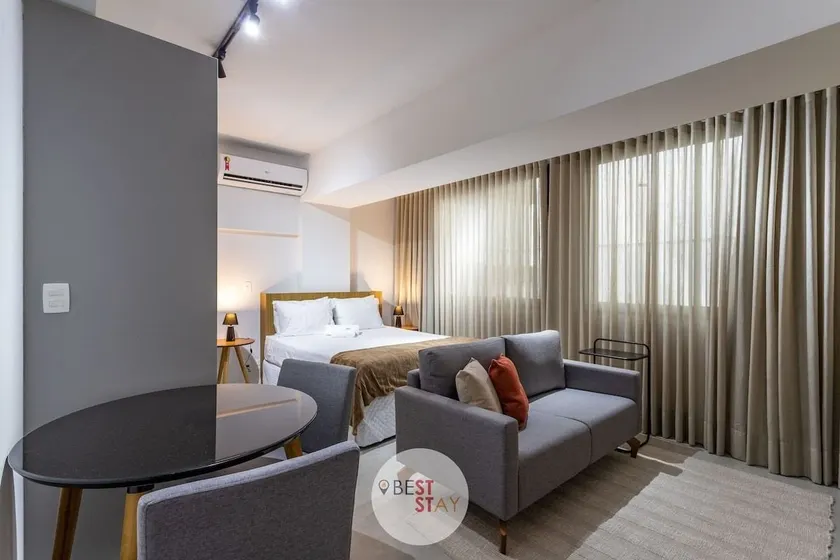 Amazing Loft in the Heart of JB - Image 1