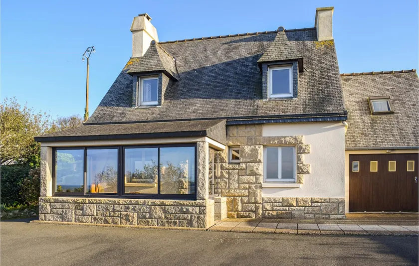3 Bedroom Awesome Home In Kerbors - Image 1