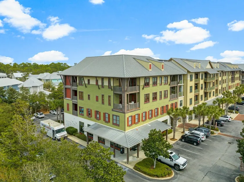 Sunset Chalet-#M1 308-Cozy Condo-Sleeps 8 - Image 1