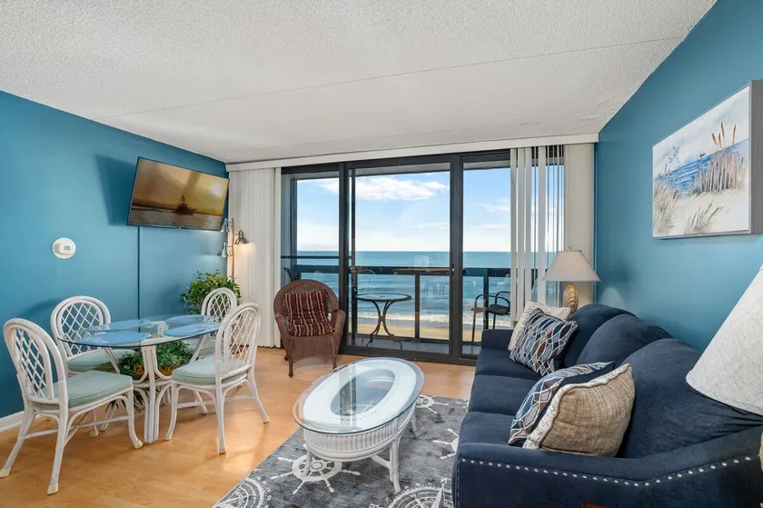 Golden Sands 817 - Image 1
