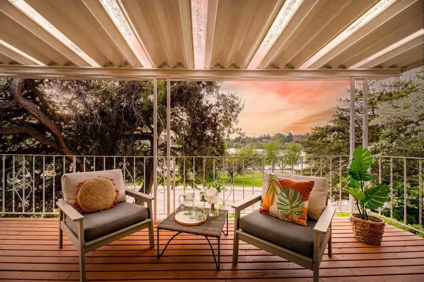 6615 Green Lake · 3b2b Modern Unit w/ Stunning Green Lake View - Image 1